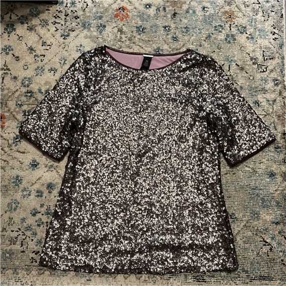 Chico’s Black Label Gray Sequin Short Sleeve Tee - Picture 4 of 16